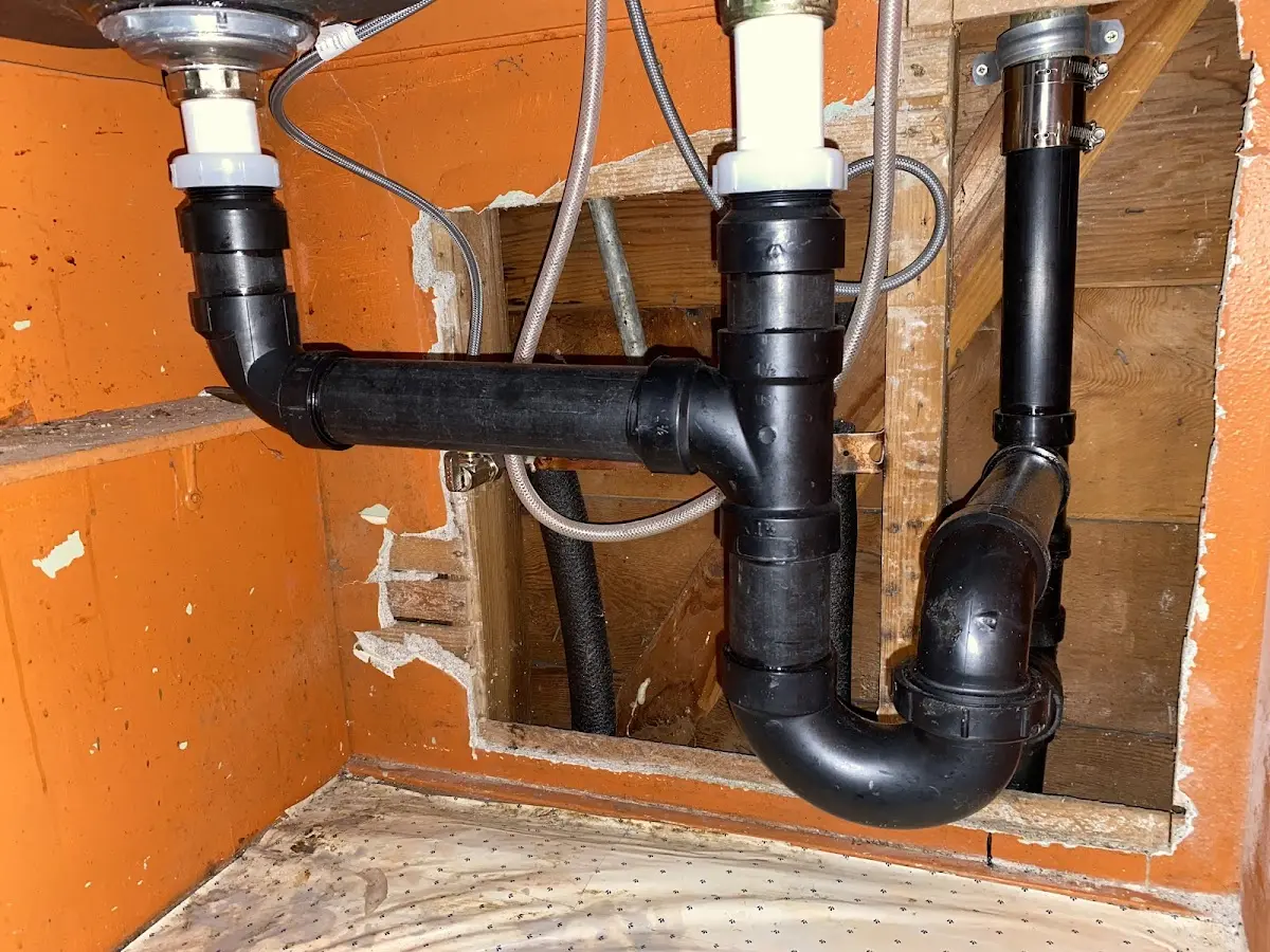 Professional Pipe Bursting equipment and tools on the job in Reading